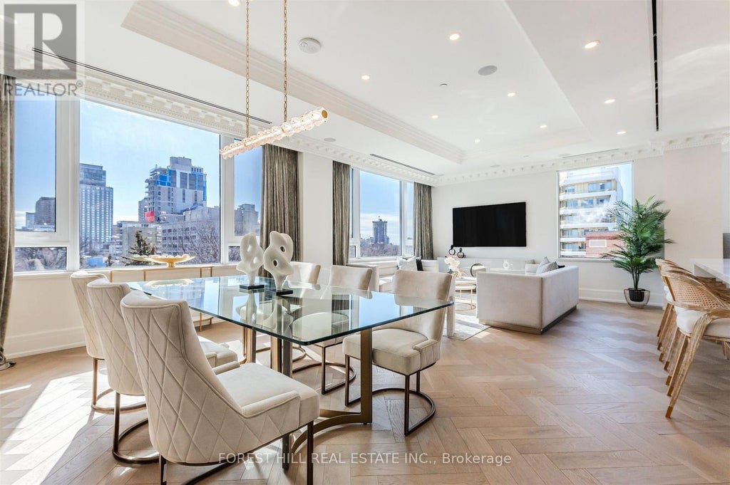 602 - 128 Hazelton Avenue, Toronto (annex)