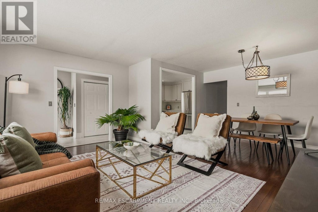 777 Hillcrest Road, Pickering (west Shore)