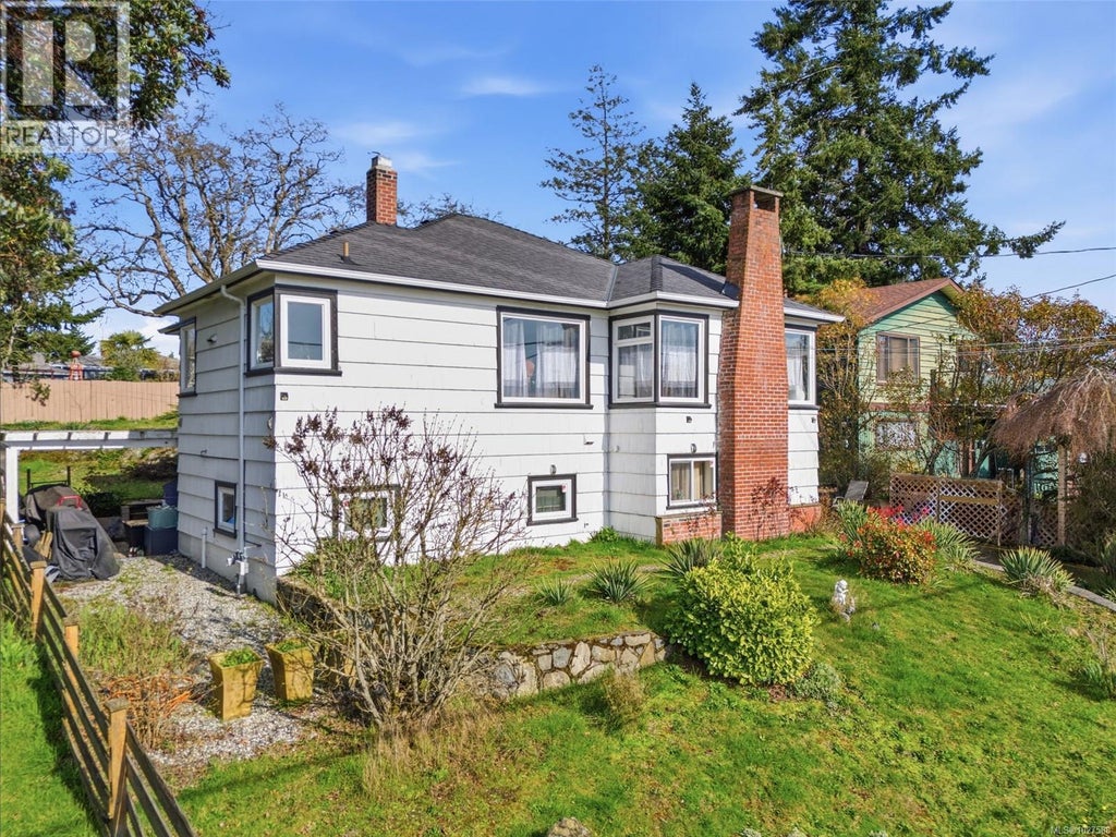 730 Burnside Road W, Saanich