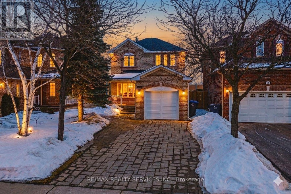 16 Twin Willow Crescent, Brampton (snelgrove)