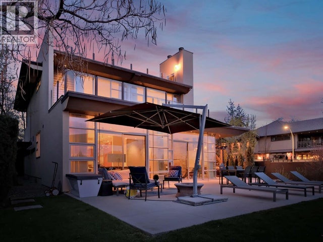 2096 Abbott Street, Kelowna