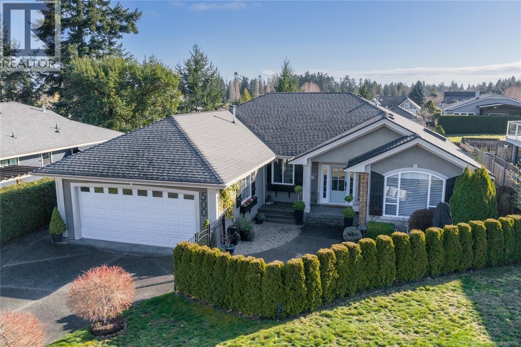 500 Muirfield Close, Qualicum Beach