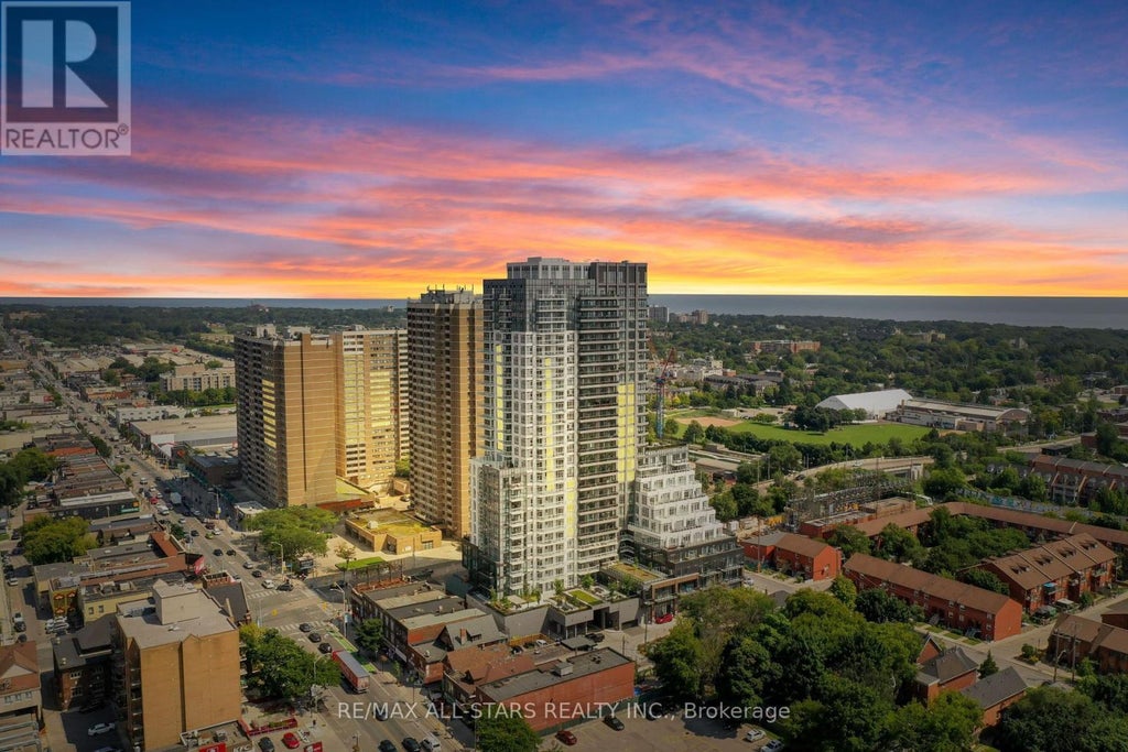 2310 - 286 Main Street, Toronto (east End-Danforth)