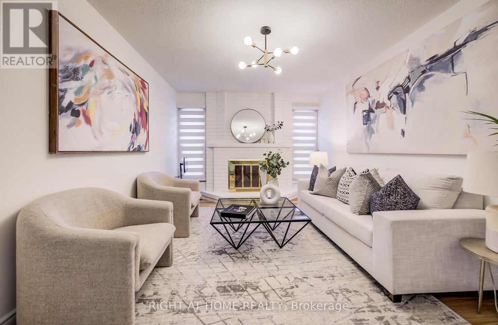 51 Burnt Bark Drive, Toronto (steeles)