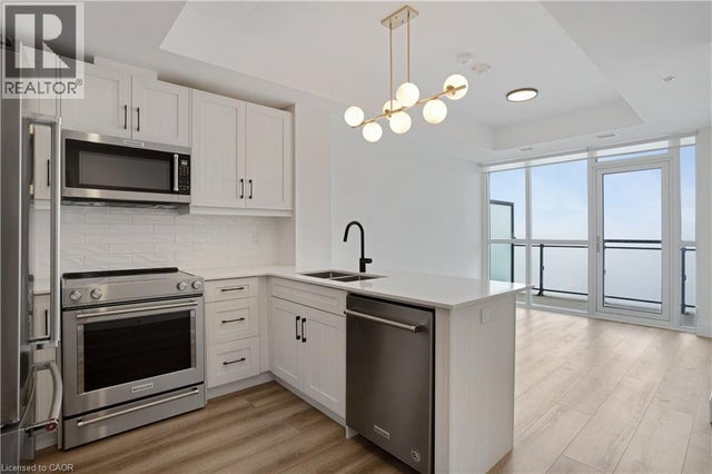 60 Charles Street W Unit# 1904, Kitchener