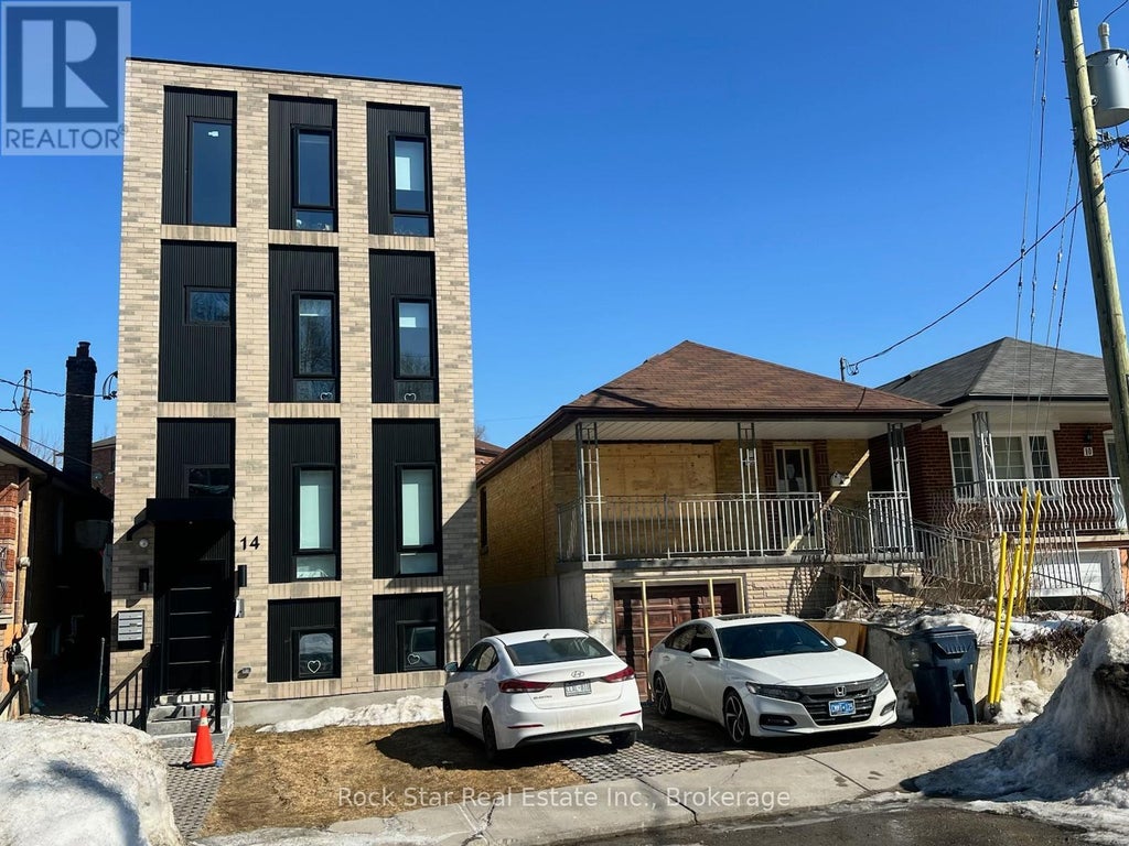 12 Holmesdale Road, Toronto (caledonia-Fairbank)