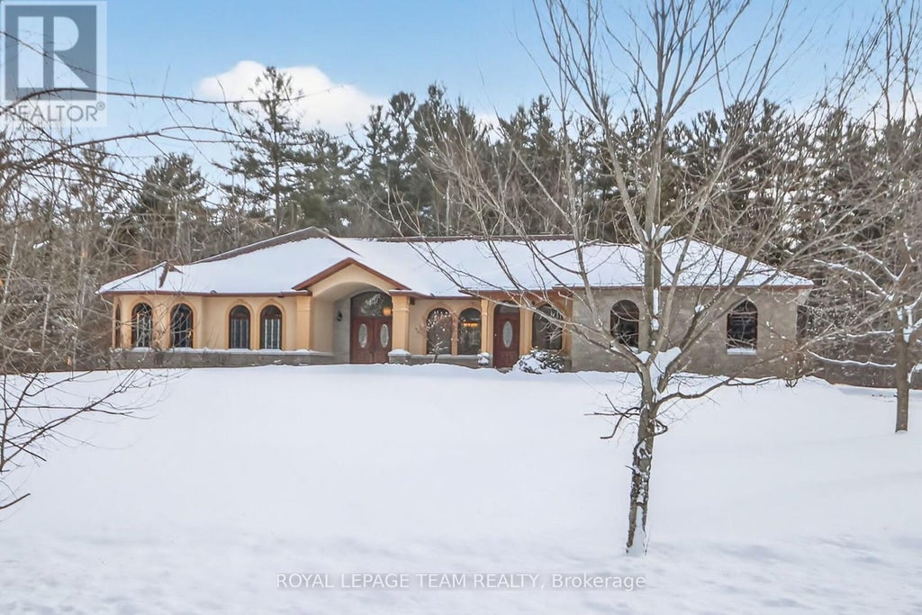 104 Sentinel Pine Way, Ottawa