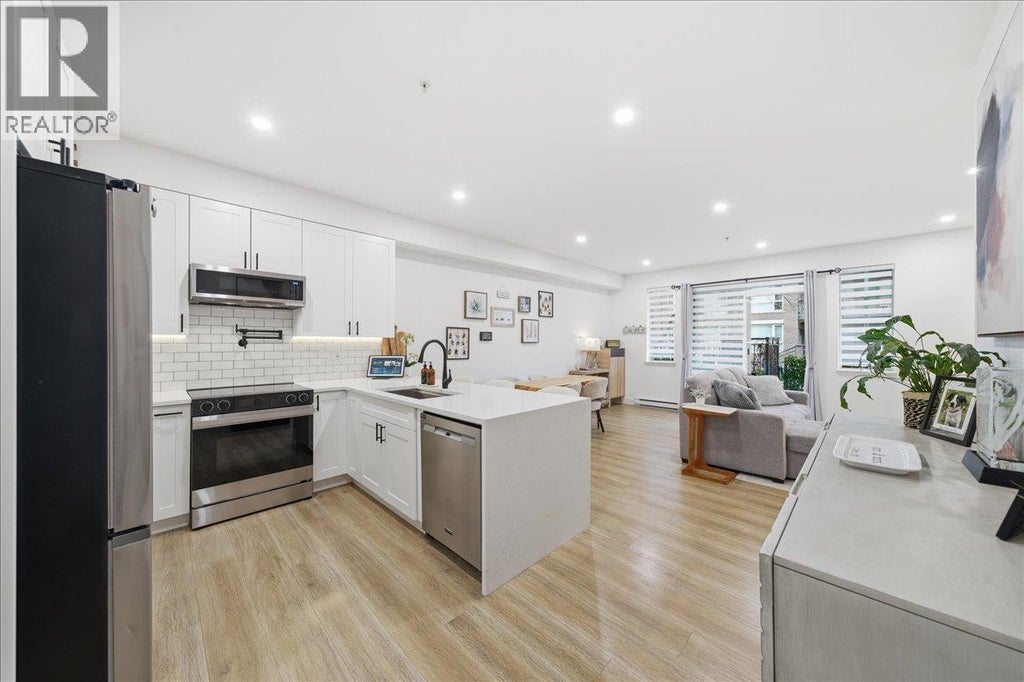 111 2346 Mcallister Avenue, Port Coquitlam