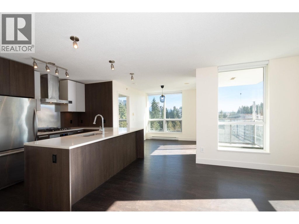 1205 3007 Glen Drive, Coquitlam