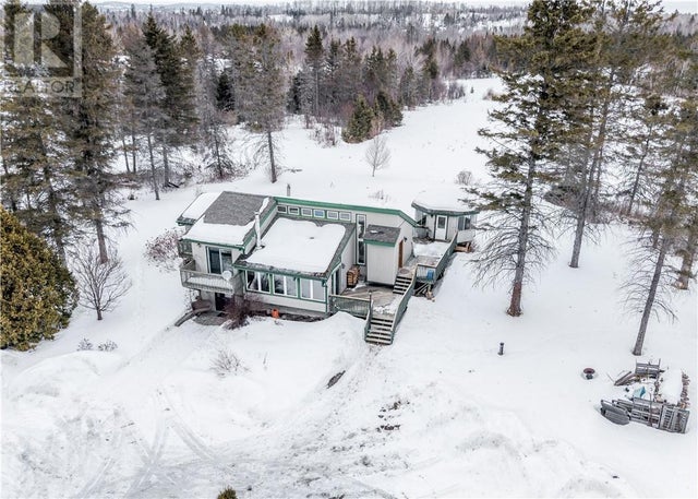 1476 Highway 144, Chelmsford