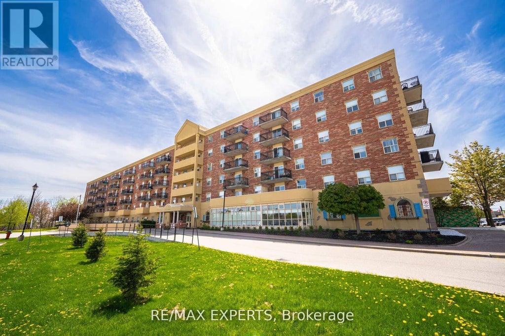 309 - 7373 Martin Grove Road, Vaughan (west Woodbridge)