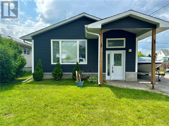 389 Charette Avenue, Chelmsford