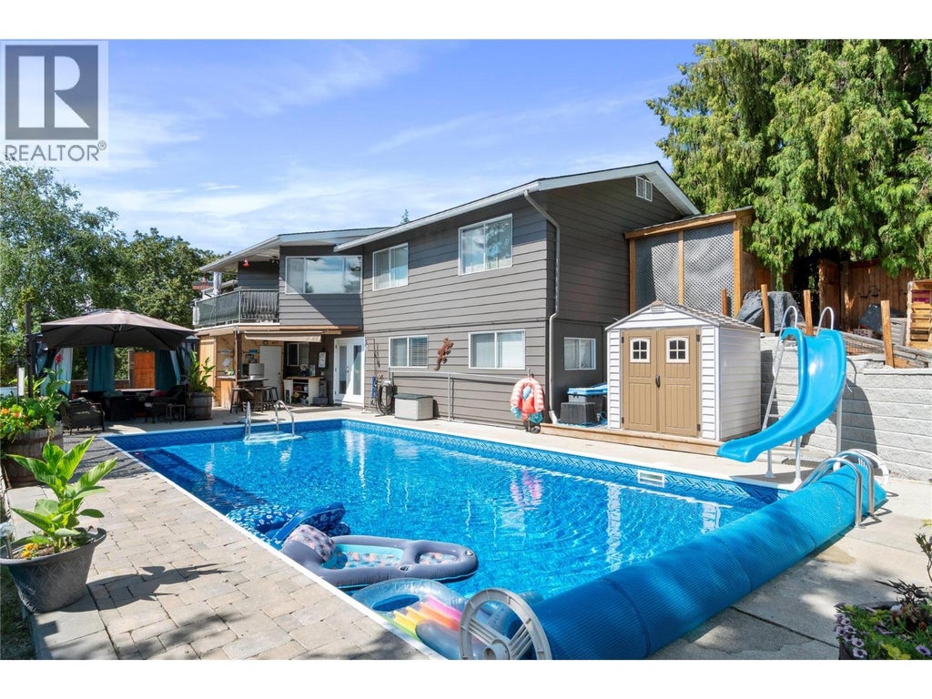 1850 28 Avenue Ne, Salmon Arm