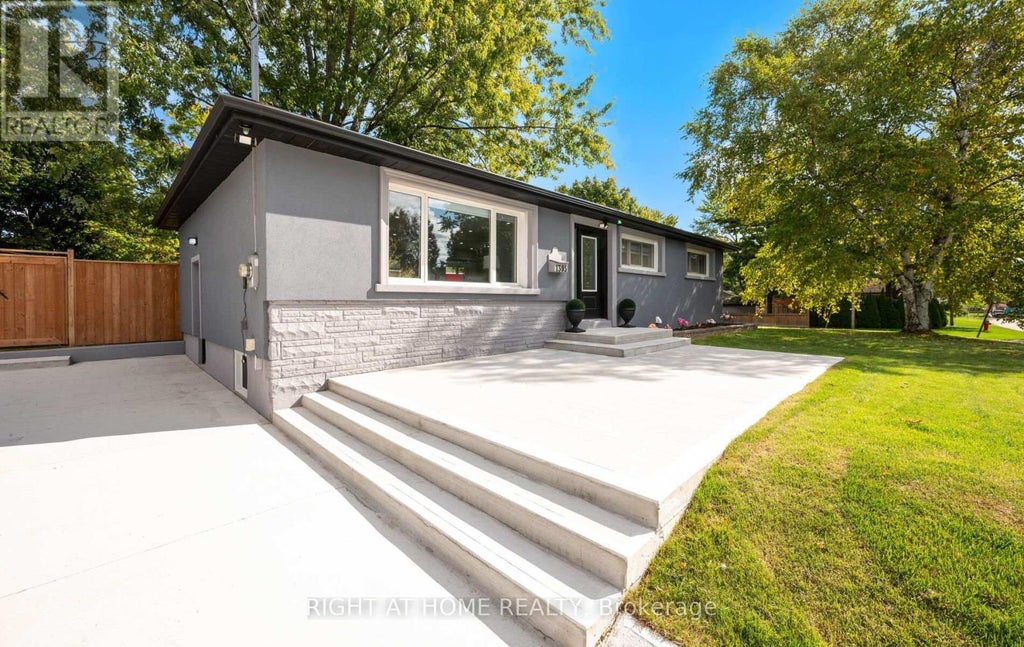 1395 Niels Avenue, Burlington (mountainside)