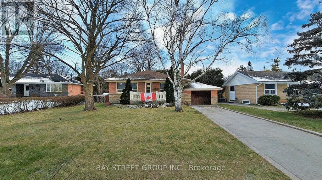 42 Rougecrest Drive, Markham (markham Village)