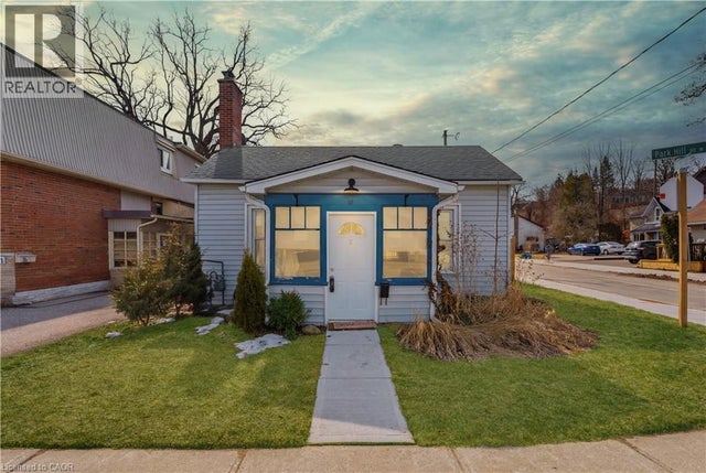 33 Park Hill Road W, Cambridge