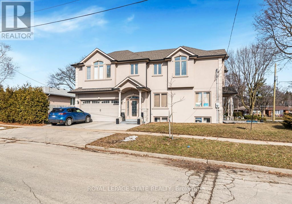 6 Griggsden Avenue, Toronto (humber Heights)