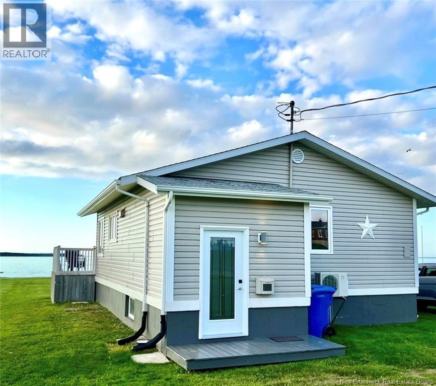 7731 2 Du Havre Street, Bas-caraquet