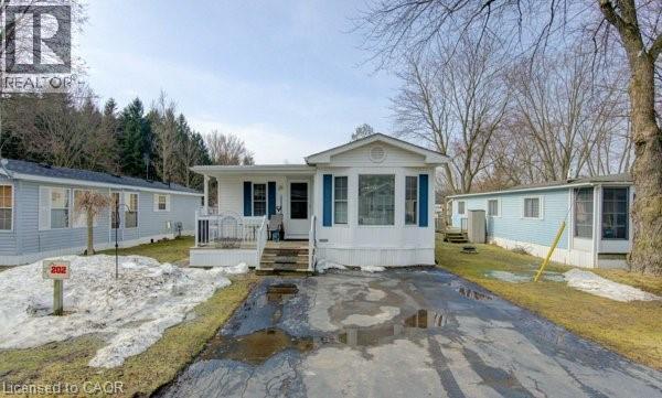 580 Beaver Creek Road Unit# 202, Waterloo