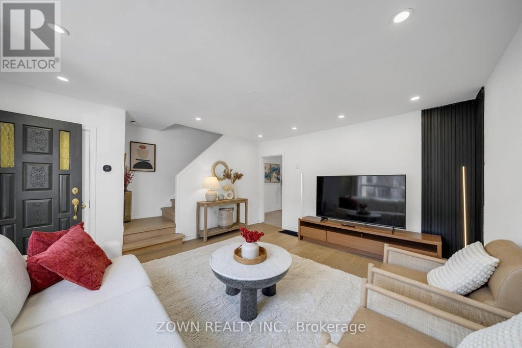 8312 Kipling Avenue, Vaughan (west Woodbridge)