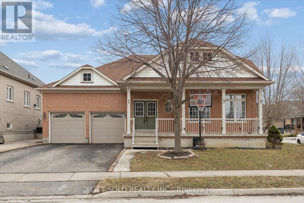 16 Deerchase Road, Brampton (bram East)