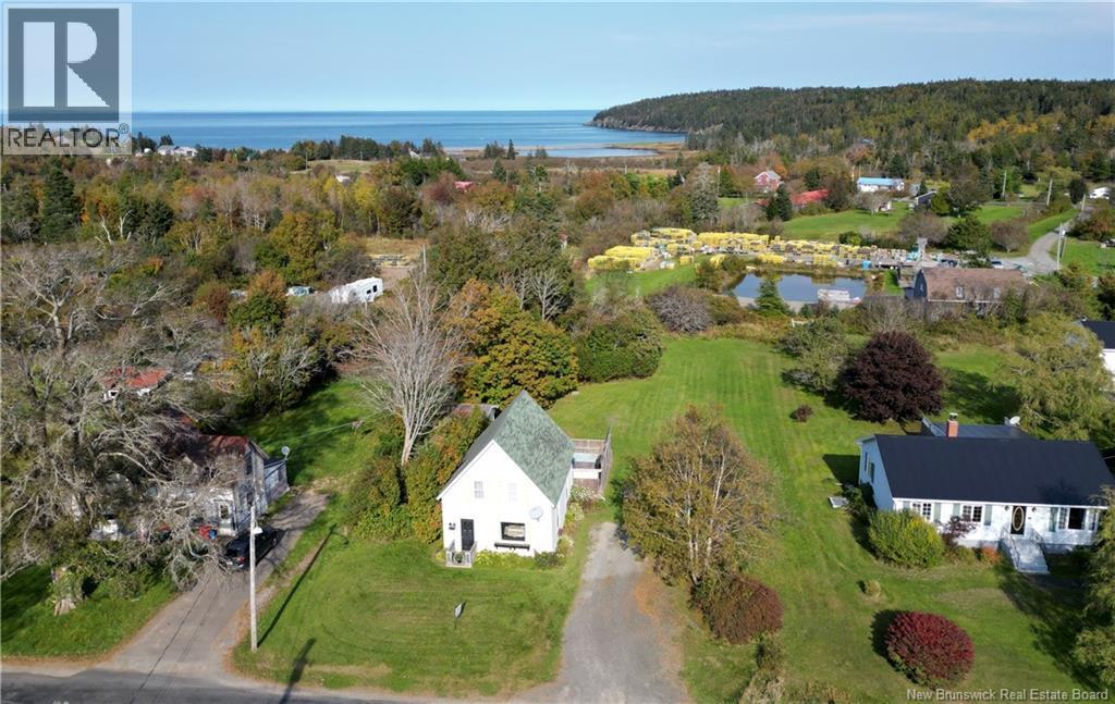 16 Whistle Road, Grand Manan