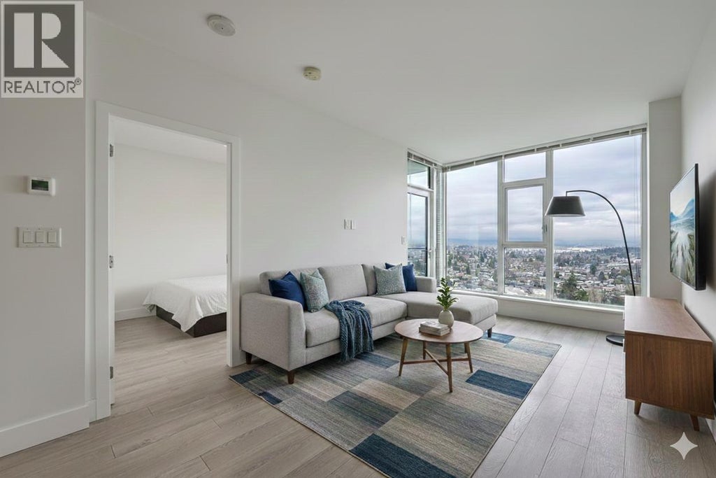 2506 7388 Kingsway, Burnaby