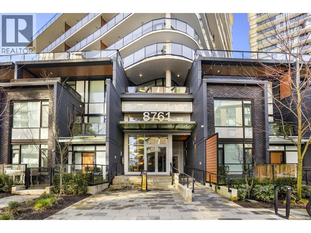 108 8761 University Crescent, Burnaby