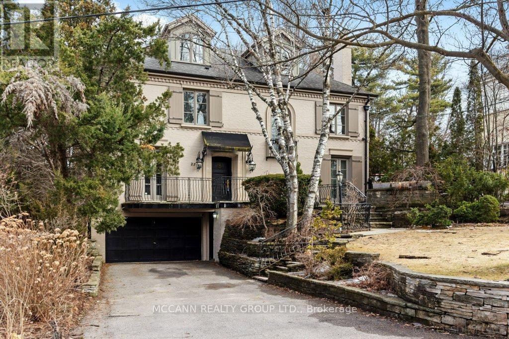 27 Strathgowan Crescent, Toronto (lawrence Park South)