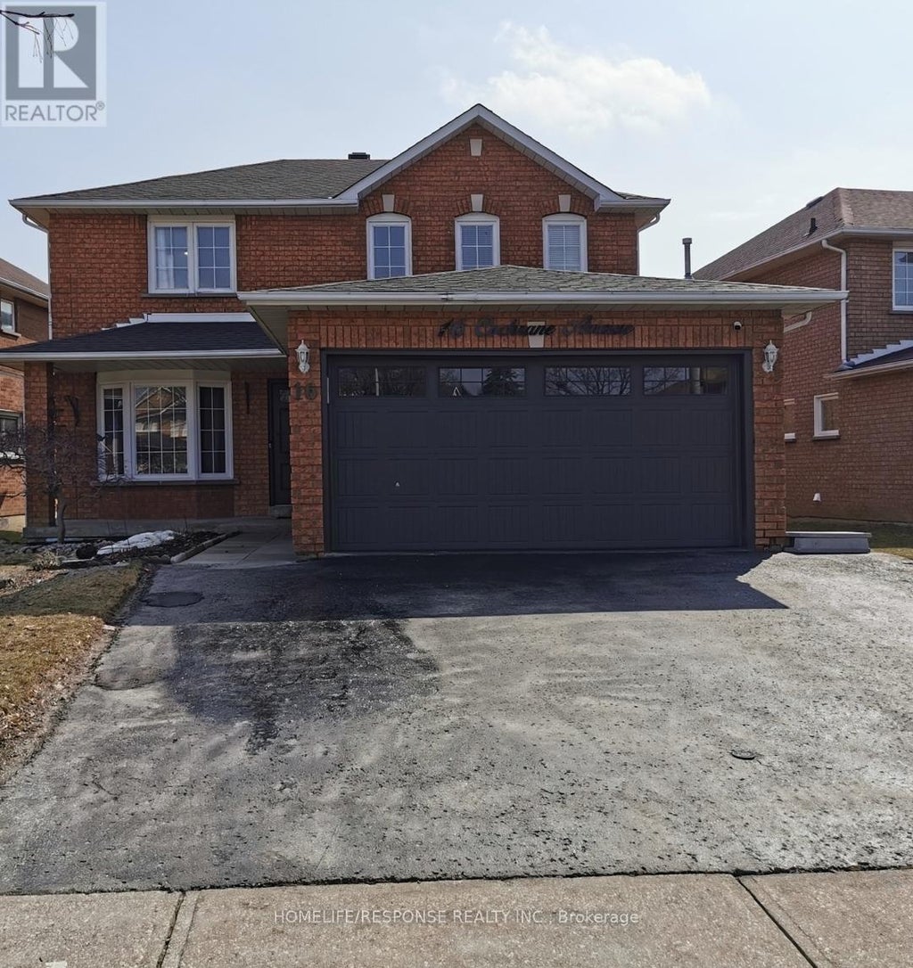 16 Cochrane Avenue, Brampton (heart Lake East)