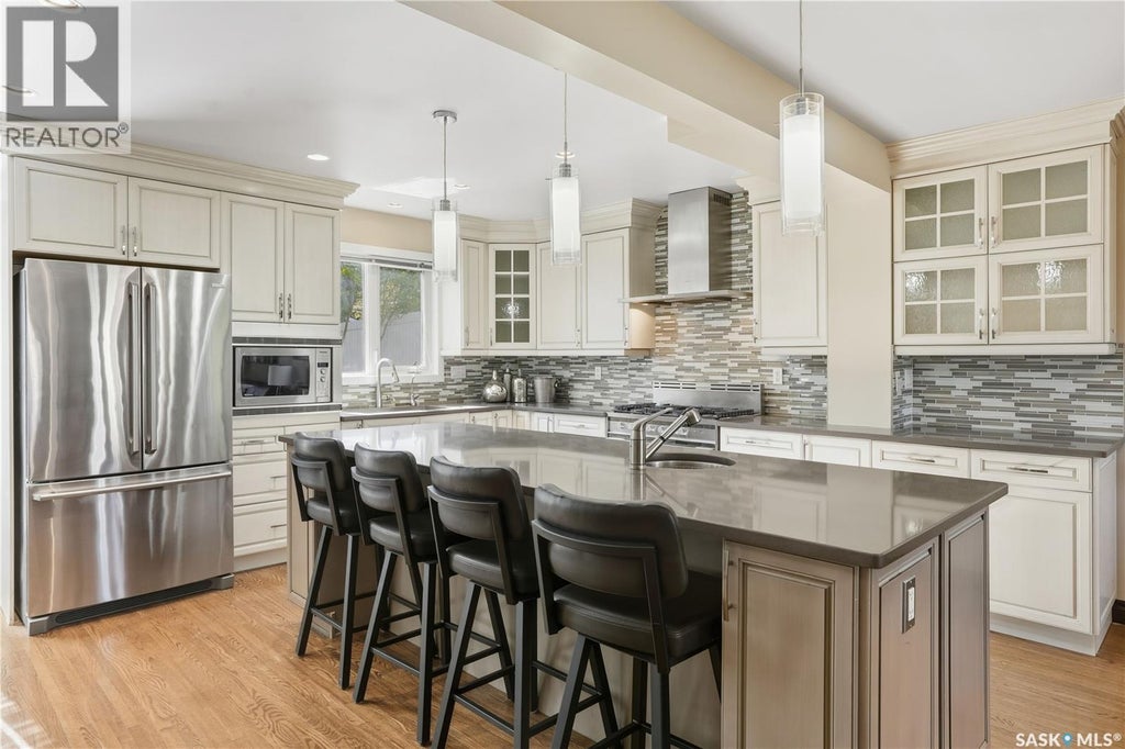 2807 Assiniboine Avenue, Regina