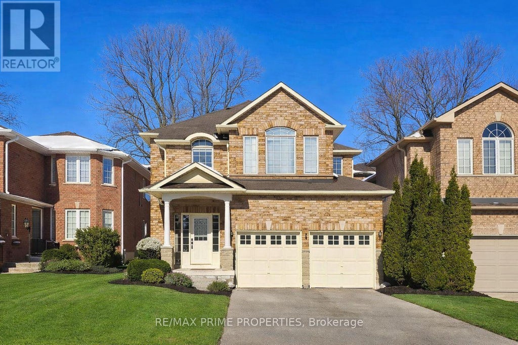22 Waymount Avenue, Richmond Hill (westbrook)