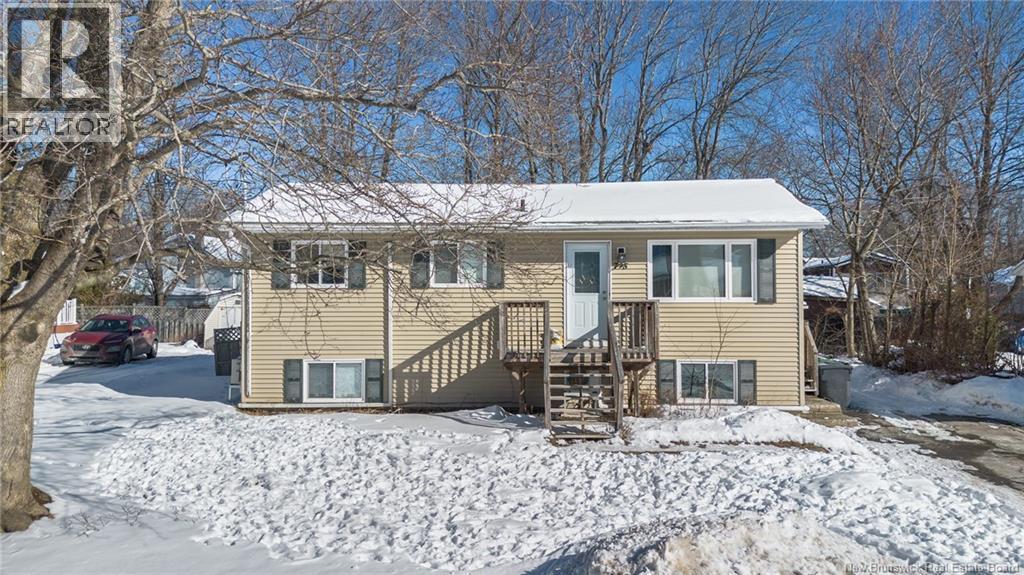 795 Irvine Street, Fredericton