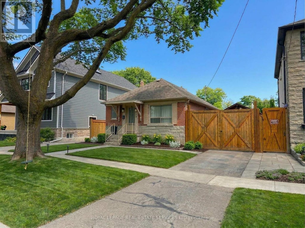 44 Yorkview Drive, Toronto (stonegate-Queensway)