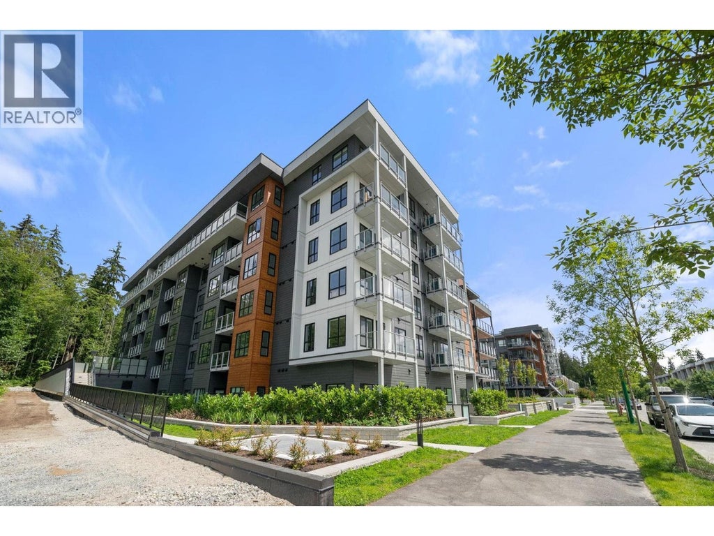 404 3594 Malsum Drive, North Vancouver