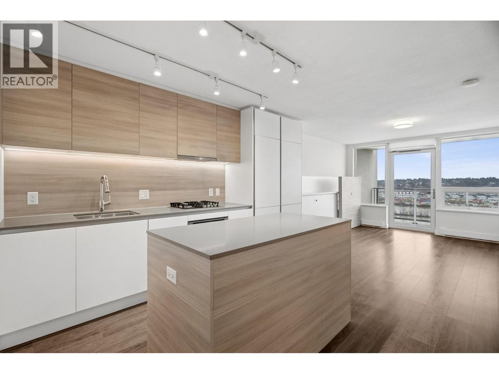 2103 908 Quayside Drive, New Westminster