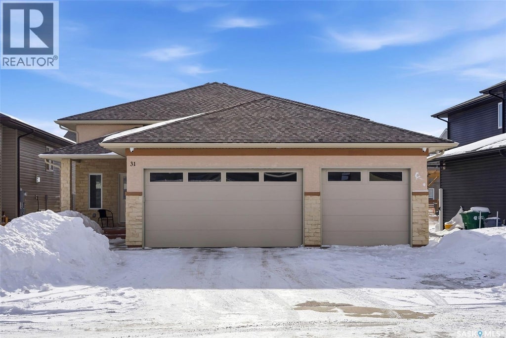 31 Hudson Drive, Pilot Butte