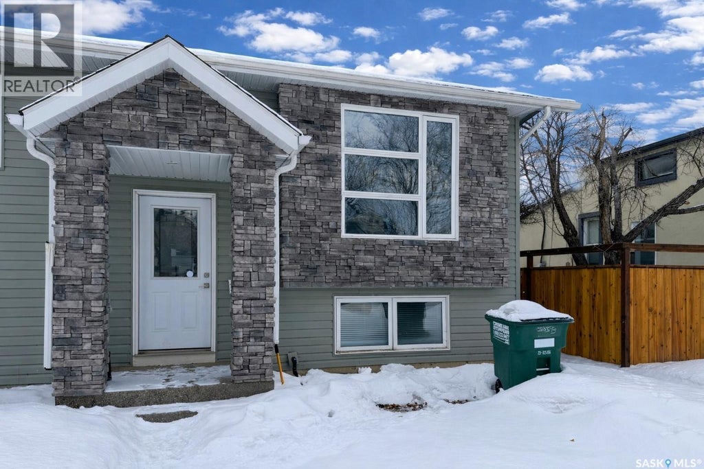 305b 109th Street W, Saskatoon