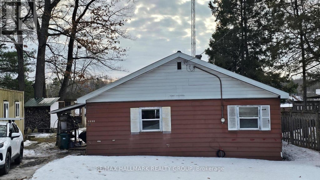 1236 Bayview Drive, Ottawa