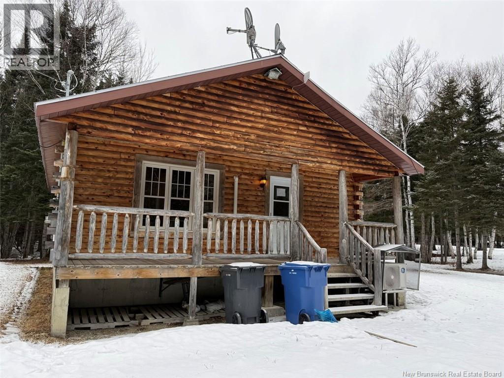 786 Mgr Martin Ouest Road, Saint-quentin