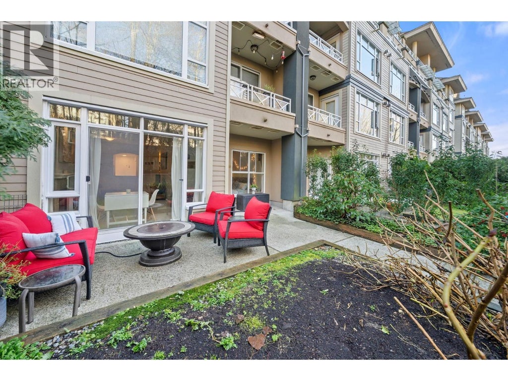 215 3600 Windcrest Drive, North Vancouver