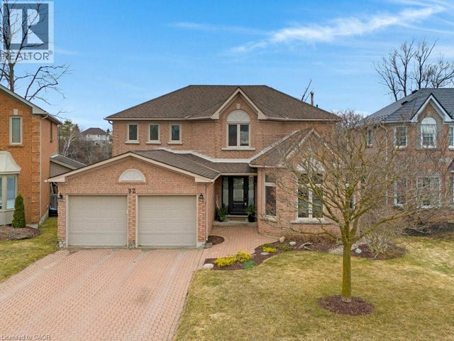 32 Kingfisher Crescent, Cambridge