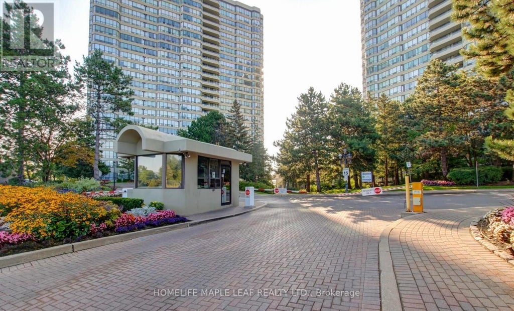 407 - 24 Hanover Road, Brampton (queen Street Corridor)