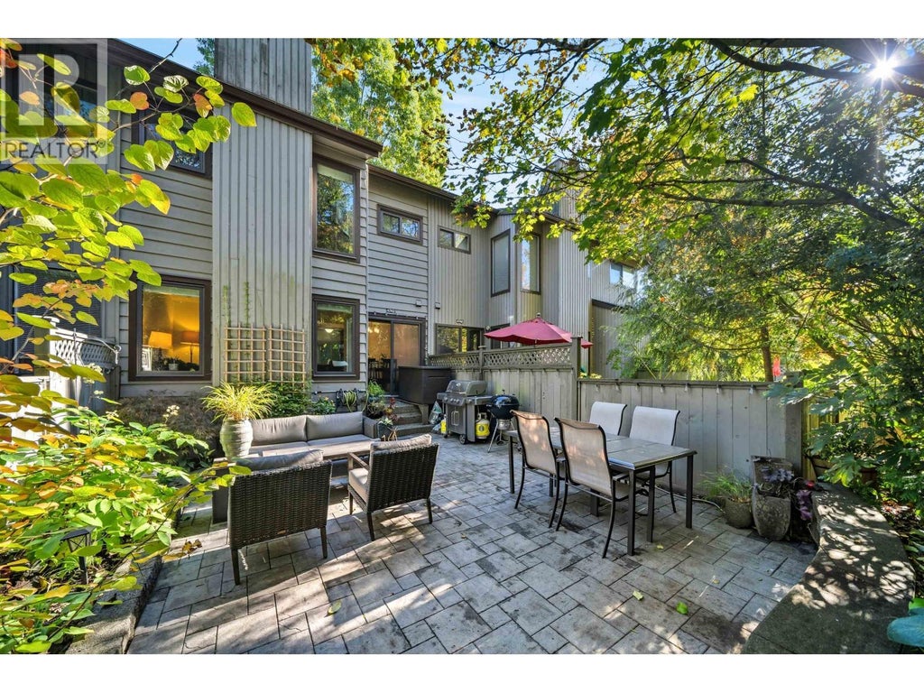 4742 Laurelwood Place, Burnaby