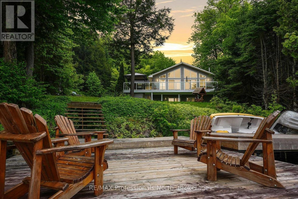 1093 Comak Crescent, Algonquin Highlands (sherborne)