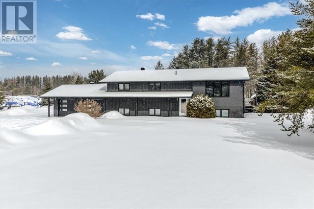 286 Guenette Drive, Hanmer