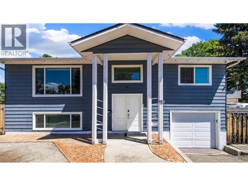 992 Grenfell Court, Kelowna