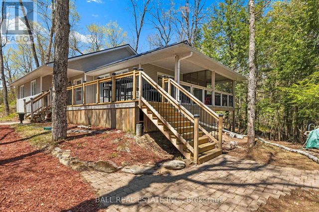 479 East Clear Bay Road, Trent Lakes