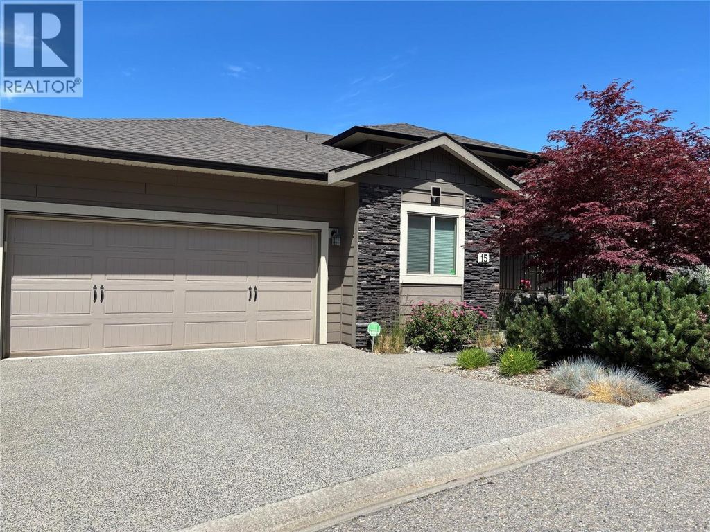 1040 Mt Revelstoke Place Unit# 15, Vernon