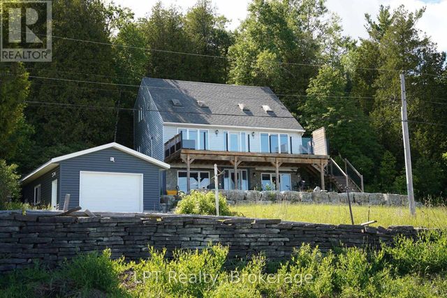 101 North Shore Road, Northern Bruce Peninsula